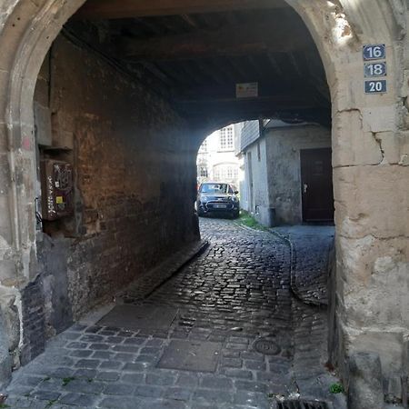 Apartamento Souplex De La Rue Froide Caen Exterior foto
